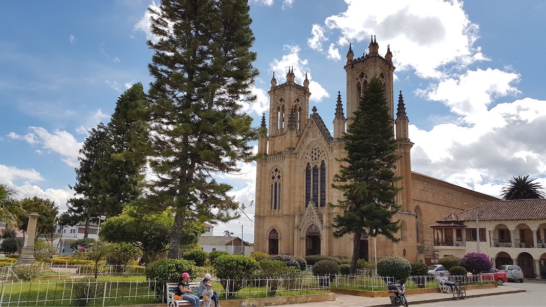 Pasadía: Alumbrados de Boyacá y Corrales desde Ibagué