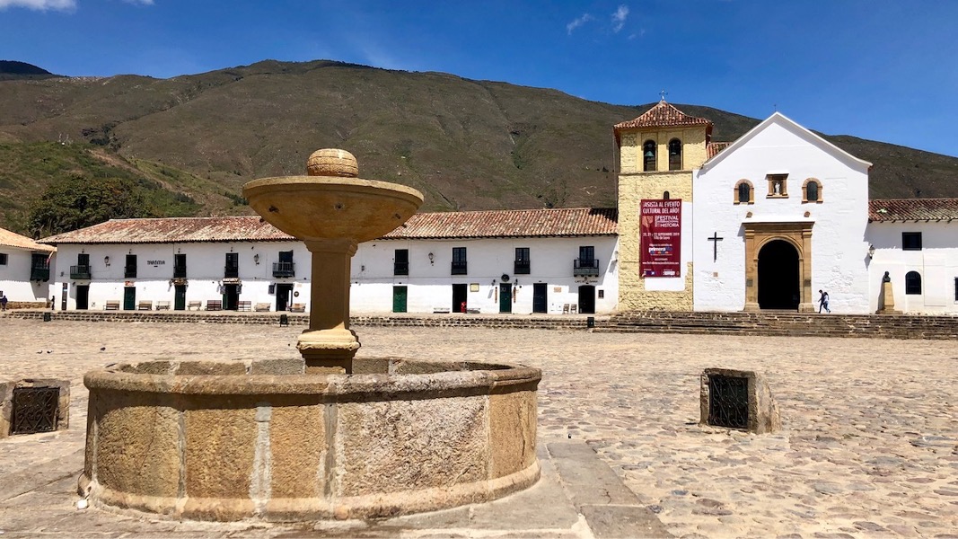 Pasadía: Villa de Leyva, Ráquira y Chiquinquira l desde Ibagué