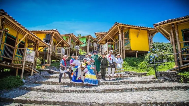Pasadía: Parque Temático los Arrieros l desde Ibagué