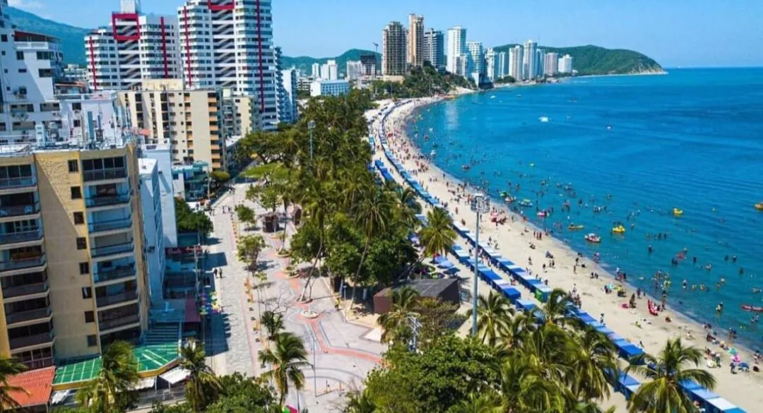 el-rodadero-en-santa-marta-celebra-la-entrega-del-malecon-para-potenciar-el-turismo-1052183